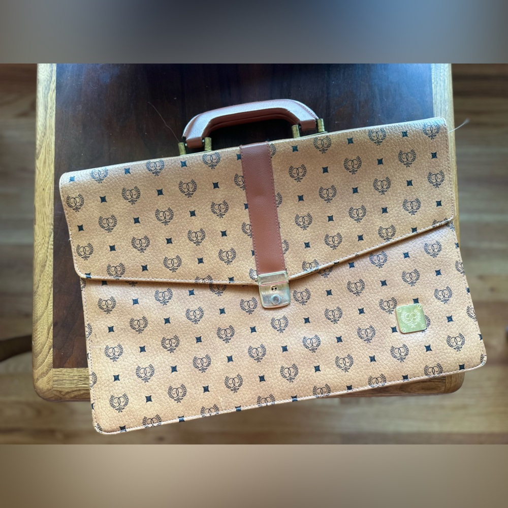 Vintage women’s briefcase/laptop bag